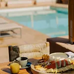 Koutouloufari Village Club Hotel 3*