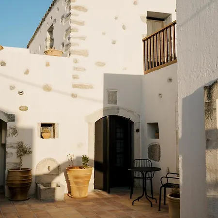 Koutouloufari Village Club