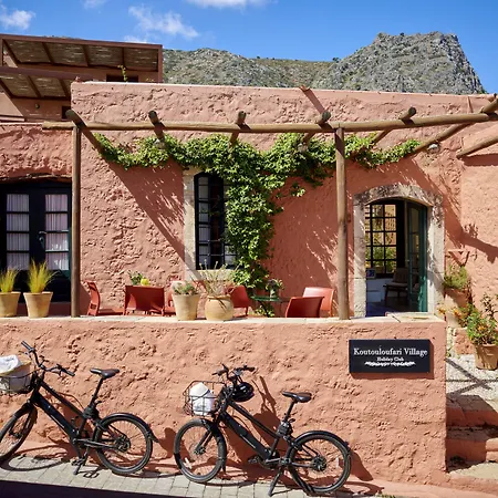 Koutouloufari Village Club 3* Chersonissos