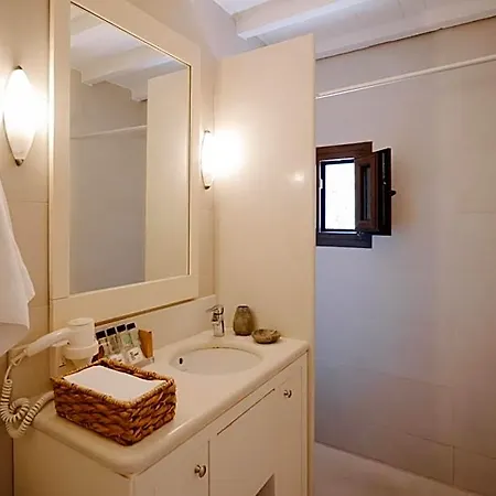 Koutouloufari Village Club Hotel 3*