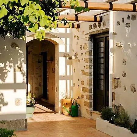 Hotel Koutouloufari Village Club