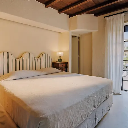 Koutouloufari Village Club Hotel