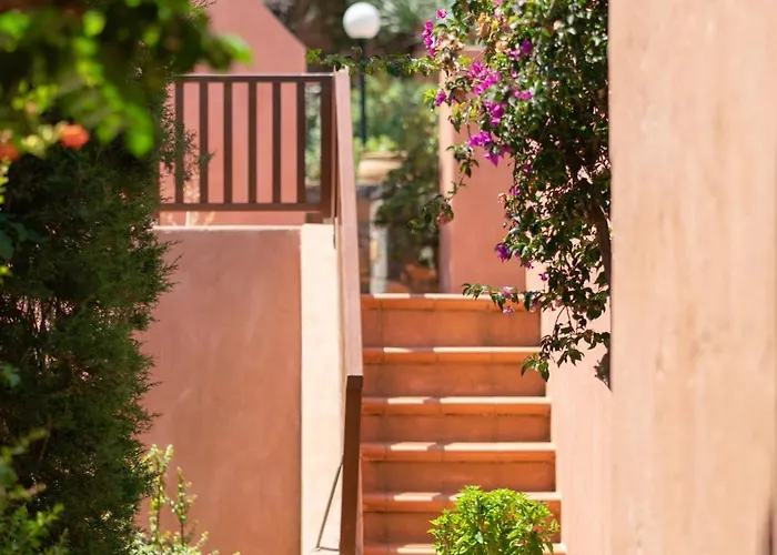 Koutouloufari Village Club فندق خيرسونِسوس